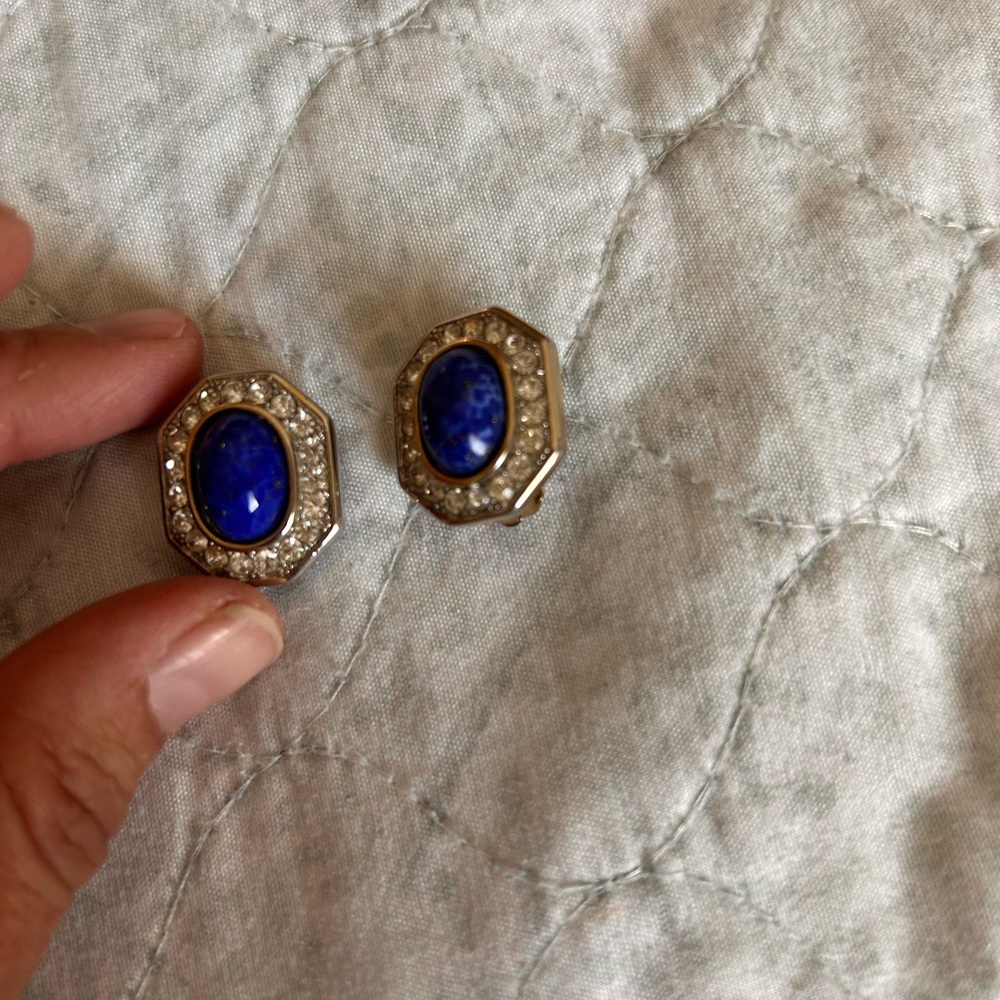 Beautiful clip on earrings. Great condition. Sterling silver,